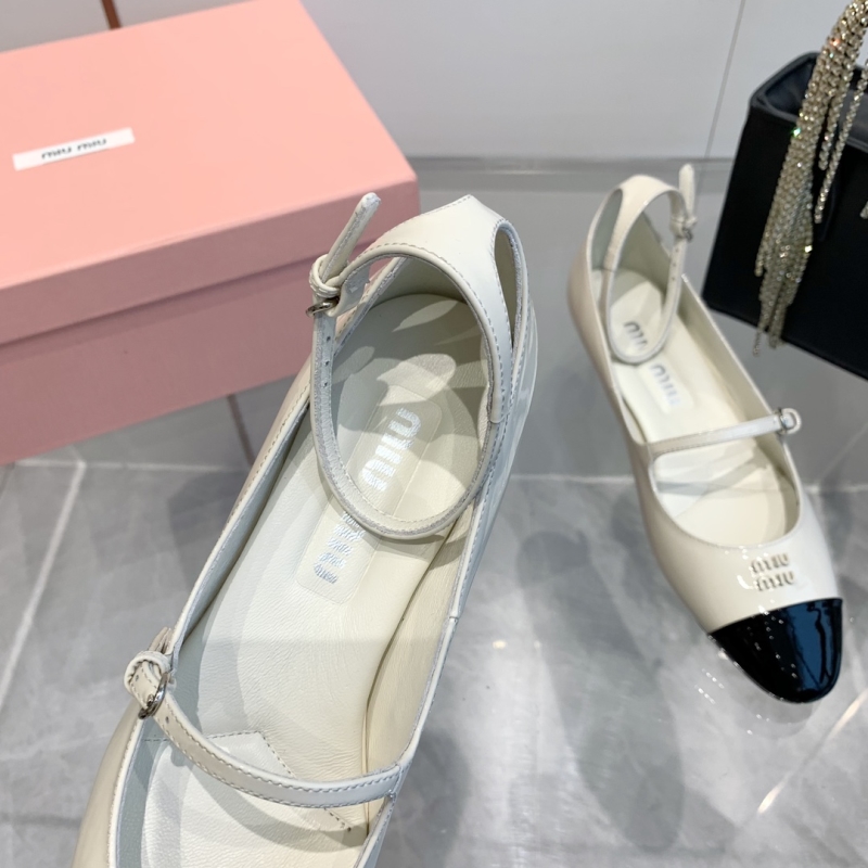 Miu Miu flat shoes